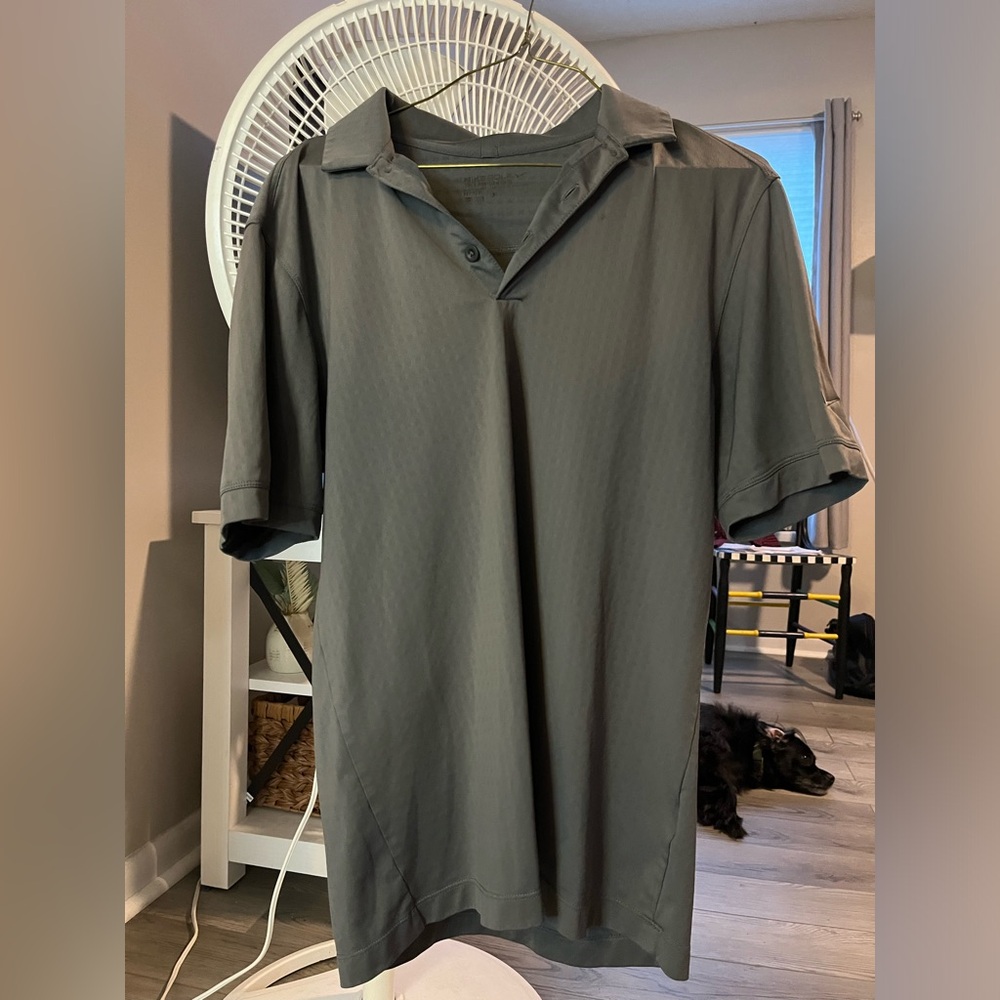 Men’s Nike golf polo